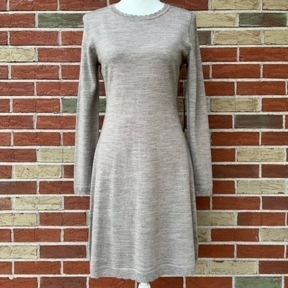 Tahari Merino Wool NWT Long Sleeve Brown White Sweater Dress 👗